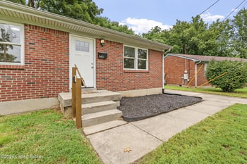 5410 Anatahan Ct, Louisville, KY 40272