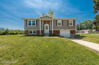 5410 Camino Way, Louisville, KY 40216