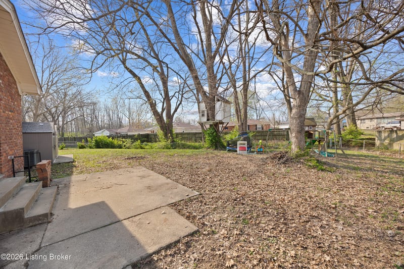 5428 Sunnybrook Dr, Louisville, KY 40214