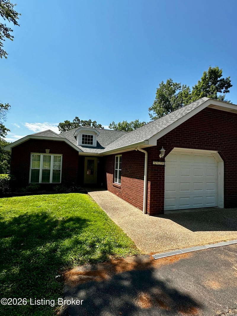 542A Hillcrest Dr, Brandenburg, KY 40108