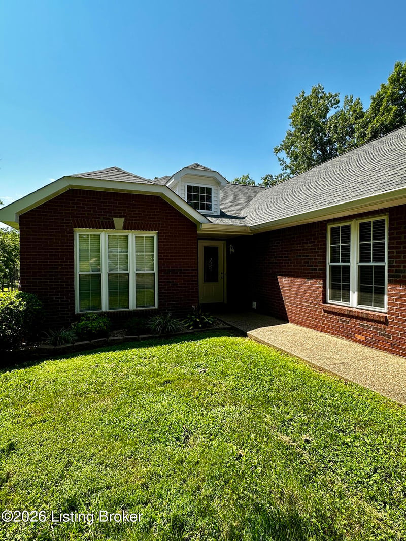 542A Hillcrest Dr, Brandenburg, KY 40108