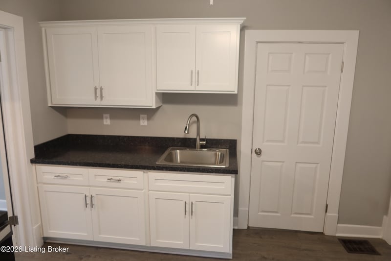 544 W Whitney Ave, Louisville, KY 40215