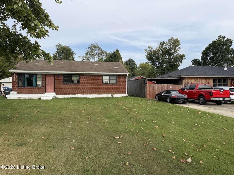 5443 Minor Ln, Louisville, KY 40219