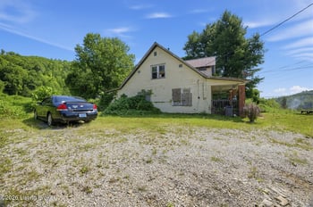 5476 Highway 638, Manchester, KY 40962