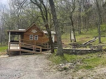 5480 Drennon Rd #R, Campbellsburg, KY 40011