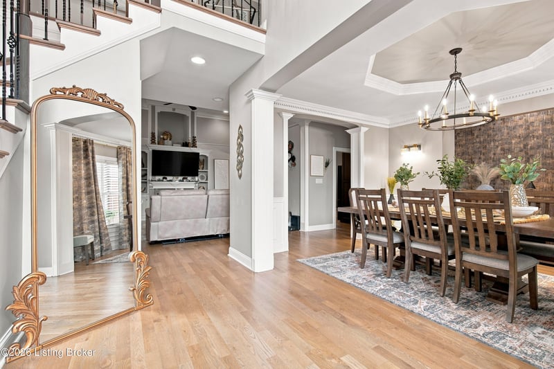 5500 Valley Park Dr, Louisville, KY 40299