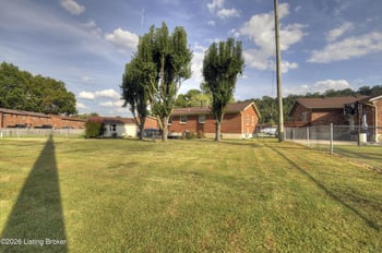 5502 Bruns Dr, Louisville, KY 40216