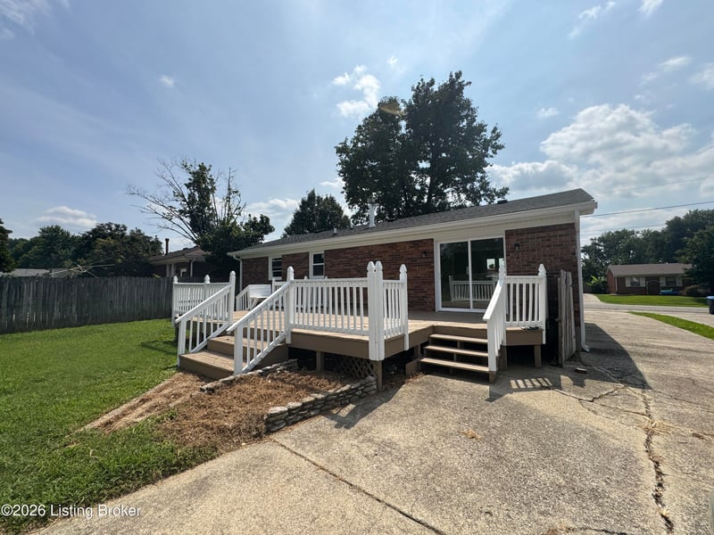 5503 Logwood Ave, Louisville, KY 40272