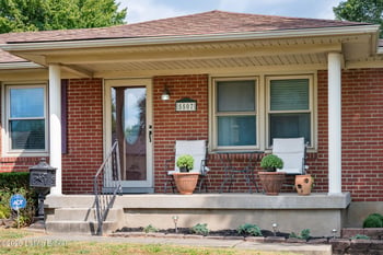 5507 Chestnutwood Way, Louisville, KY 40272