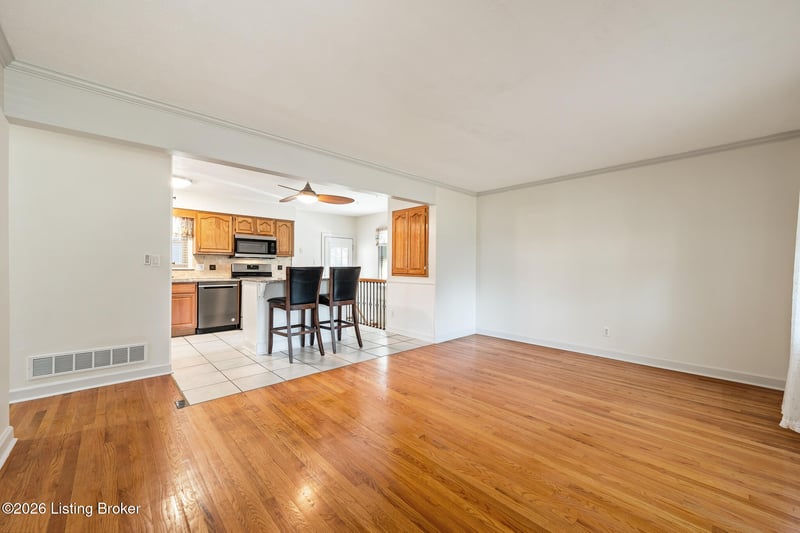 5507 Chestnutwood Way, Louisville, KY 40272
