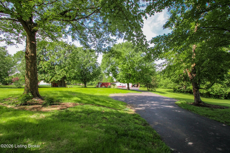 5508 Clover Ridge Dr, Crestwood, KY 40014