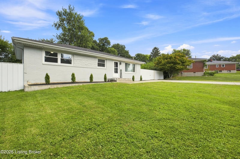 5509 Mary Layne Rd, Louisville, KY 40219