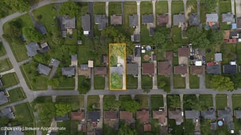 5509 Shorewood Dr, Louisville, KY 40214
