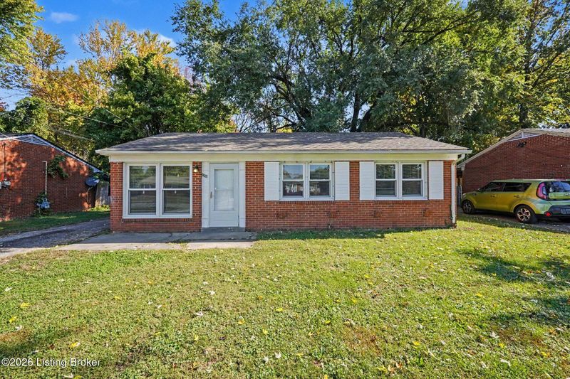 5519 Ailanthus Trl, Louisville, KY 40219