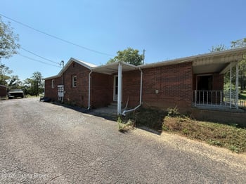 552 W Elm Rd, Radcliff, KY 40160