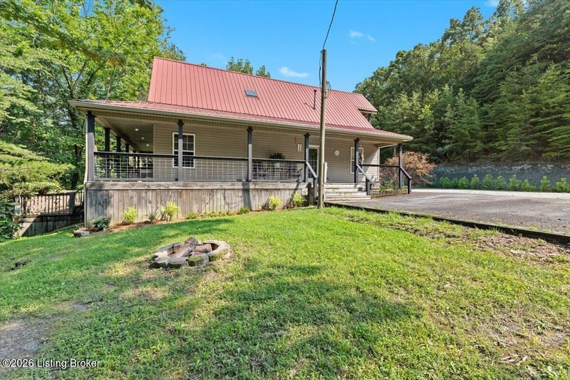 554 Pine Valley Ct, Lebanon Junction, KY 40150