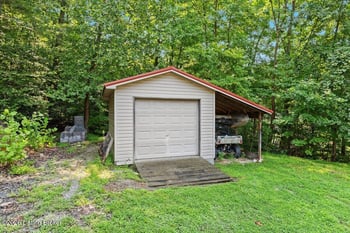 554 Pine Valley Ct, Lebanon Junction, KY 40150