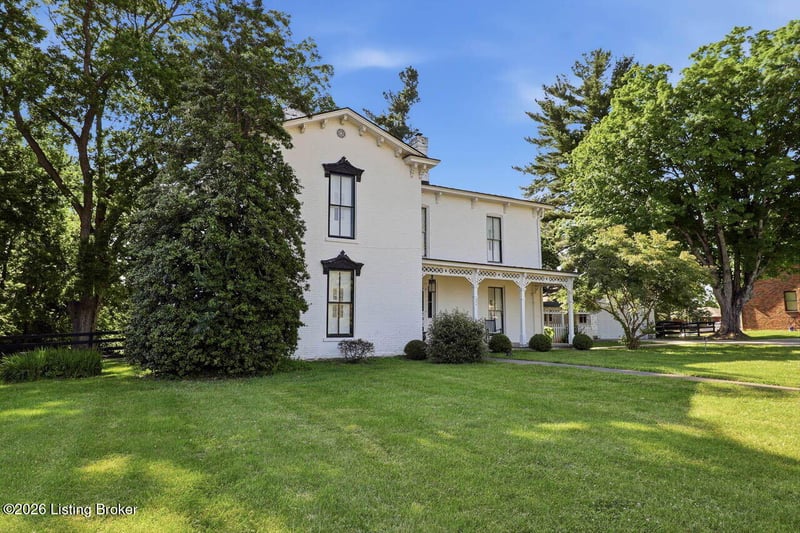 559 N Main St, New Castle, KY 40050