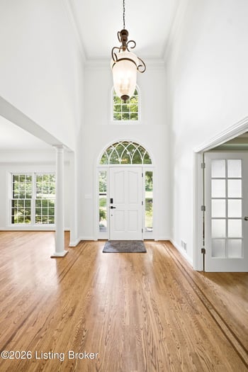 5600 Chapel View Way, Crestwood, KY 40014