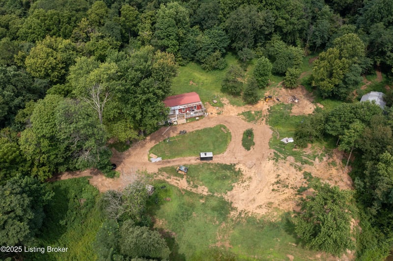 5601 Blevins Gap Rd, Louisville, KY 40272
