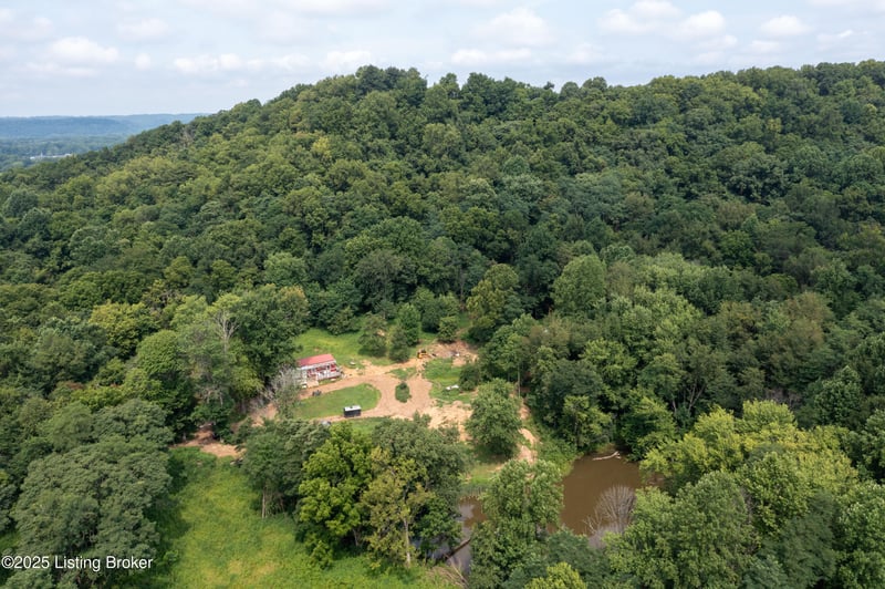5601 Blevins Gap Rd, Louisville, KY 40272