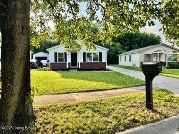 5606 Christian Ridge Ct, Louisville, KY 40258