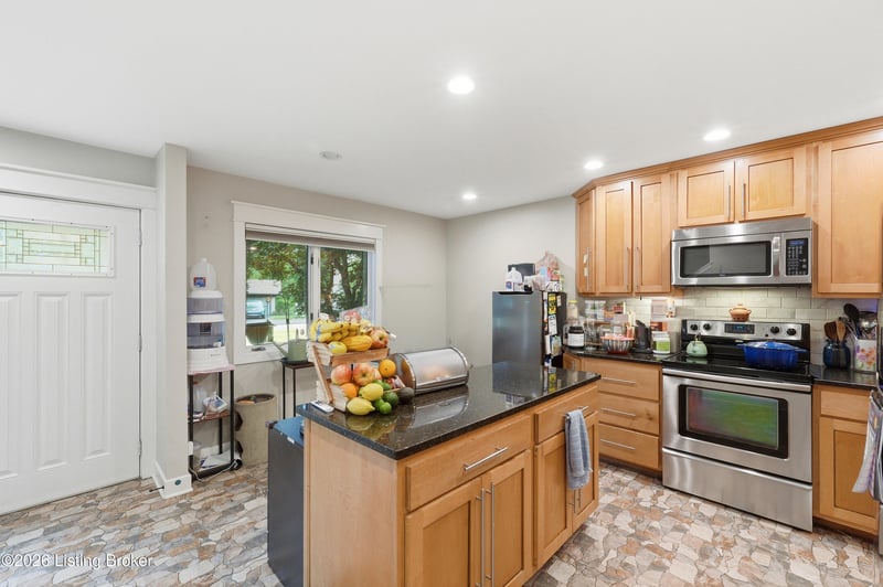 5607 Harrods Cv, Prospect, KY 40059