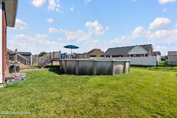 5609 Buckthorne Dr, Jeffersonville, IN 47130