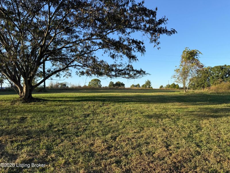 561 Fields Ln, Clarkson, KY 42726