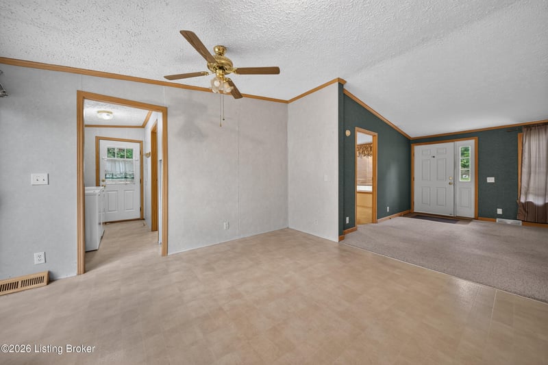 561 Yates Chapel Rd, Cecilia, KY 42724