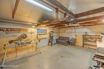 5613 W Southland Blvd, Louisville, KY 40214