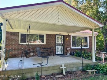 5614 Locust Way, Louisville, KY 40229