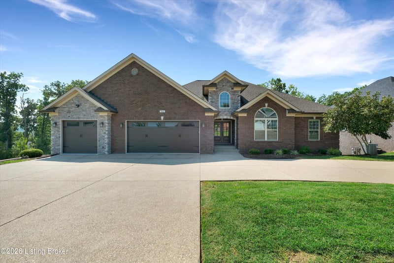 564 Bluff's Edge Dr, Mt Washington, KY 40047