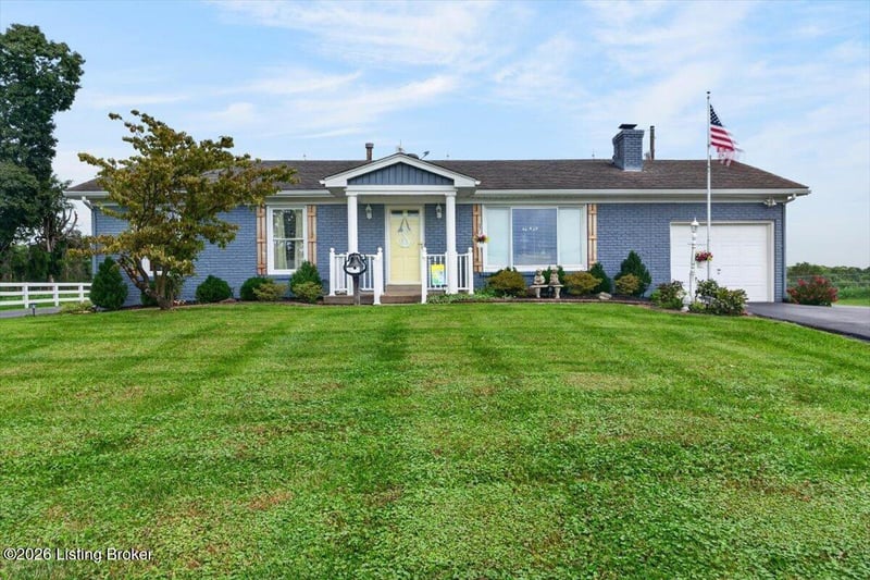 5648 Fisherville Rd, Simpsonville, KY 40067