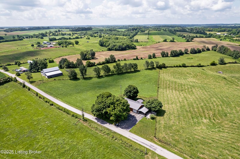 565 Spratt Rd, Hodgenville, KY 42748