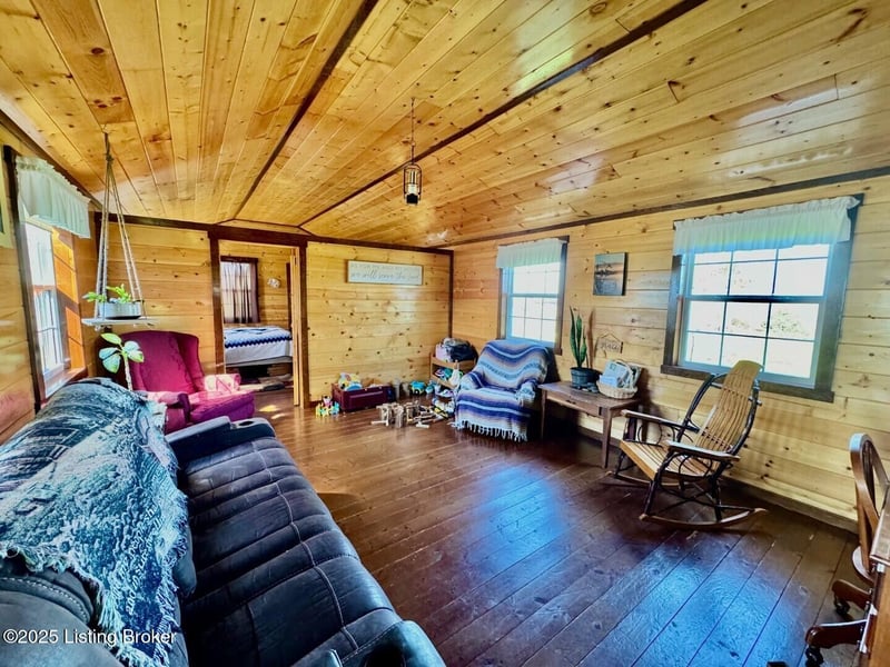 5651 Battle Rd, Mackville, KY 40040