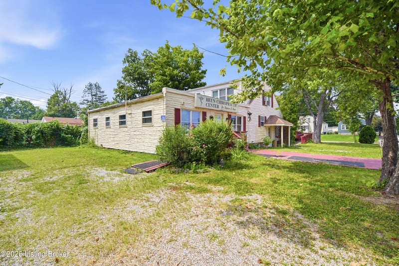 5701 S 3rd St, Louisville, KY 40214