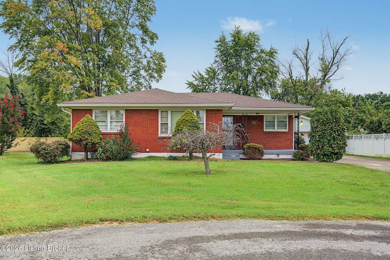 5707 Undine Dr, Louisville, KY 40216