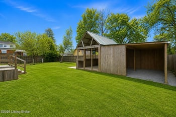 5708 Tamarack Ln, Louisville, KY 40258
