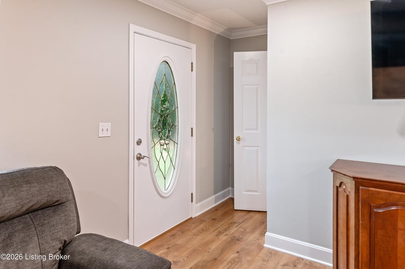 572 Watkins Glen Way, Taylorsville, KY 40071