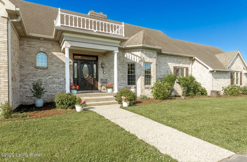 575 Aiken Rd, Shelbyville, KY 40065