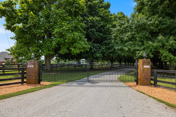 575 Moody Pike, Shelbyville, KY 40065
