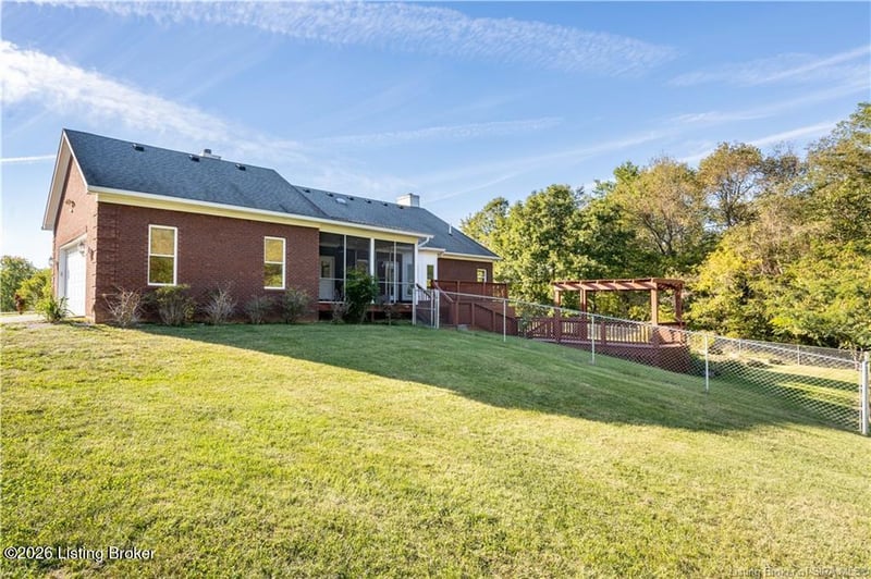 5775 W Nally Ct, Fredericksburg, IN 47120