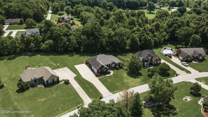 578 Deer Run Way, Elizabethtown, KY 42701