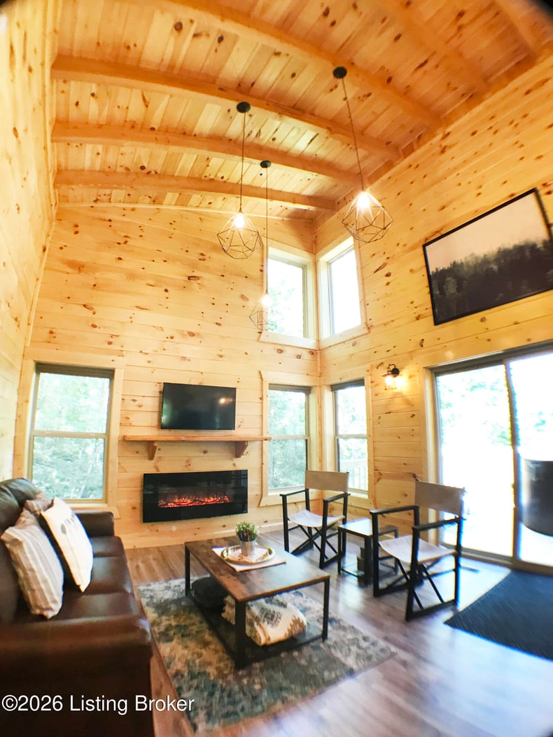 578 Scenic Heights Rd, Campton, KY 41301