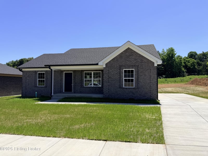58 Democratic Ct, Radcliff, KY 40160