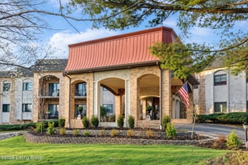 5800 Coach Gate Wynde #APT 291, Louisville, KY 40207