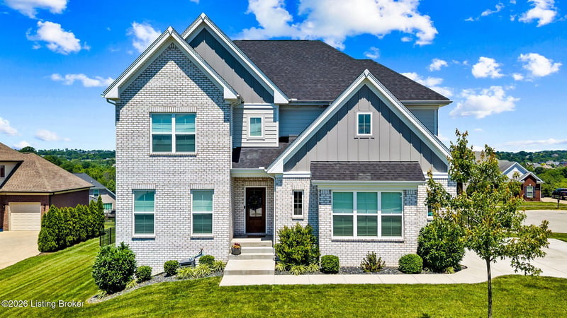 5800 Sumner Pl, Crestwood, KY 40014