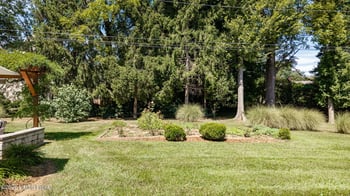 5805 Brittany Woods Cir, Louisville, KY 40222