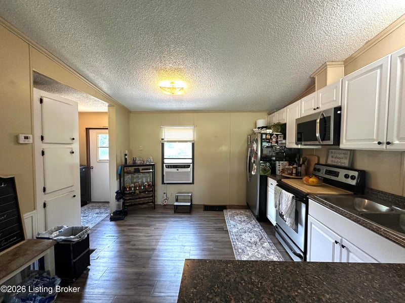 5805 Old State Rd, Guston, KY 40142